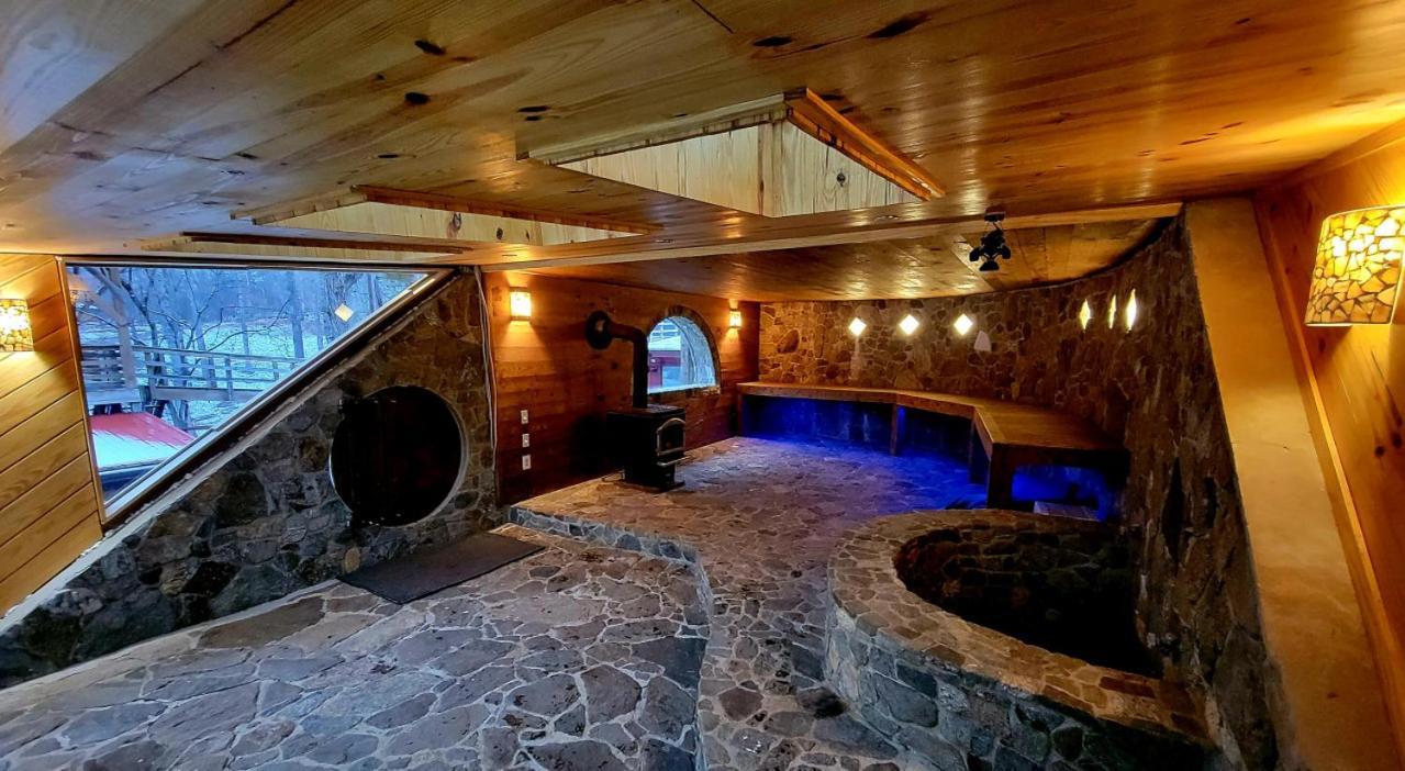Shire At White Lotus Eco Retreat Stanardsville